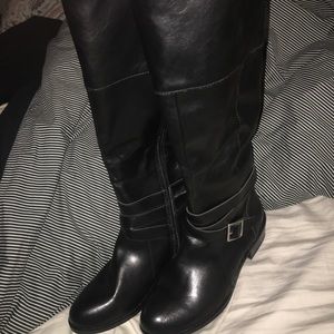 Black boots